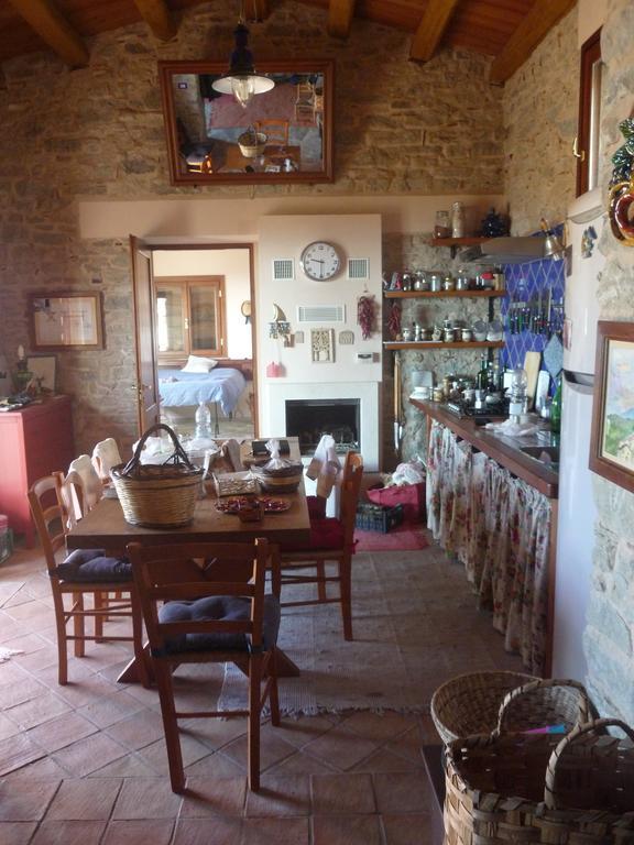 Rocca Del Vento Bed & Breakfast San Pantaleone Eksteriør bilde