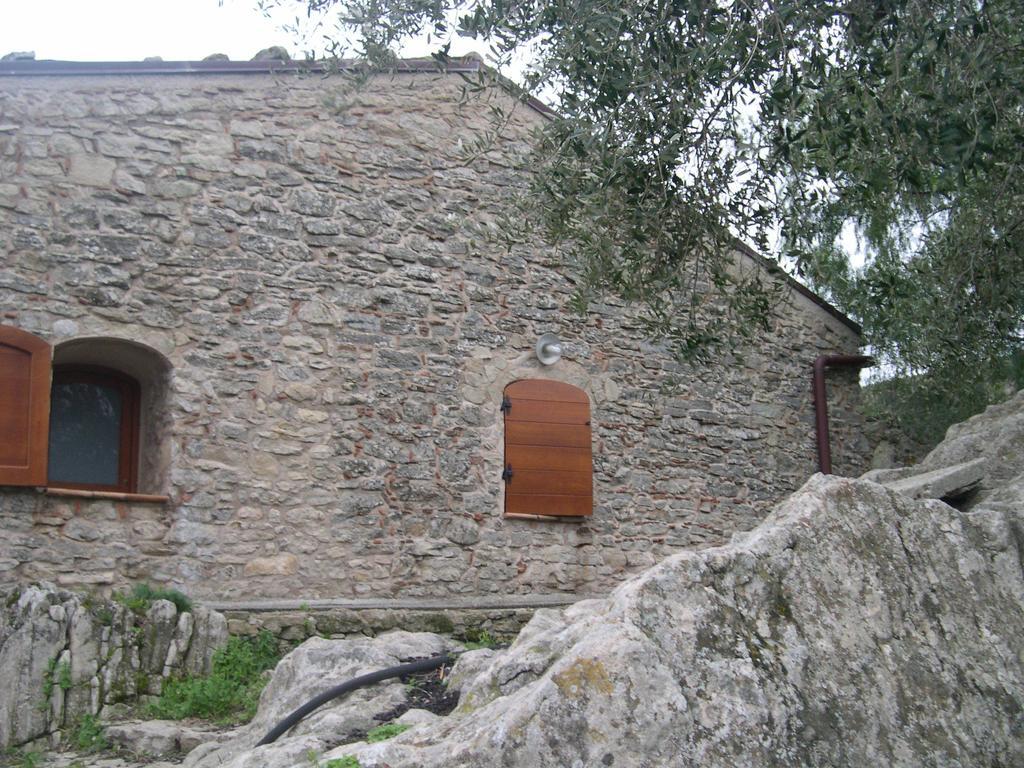 Rocca Del Vento Bed & Breakfast San Pantaleone Rom bilde