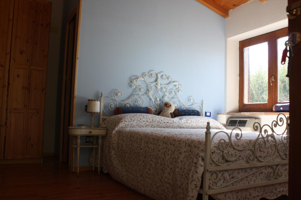 Rocca Del Vento Bed & Breakfast San Pantaleone Eksteriør bilde